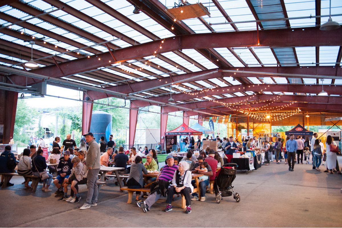 Event under the Pavilions