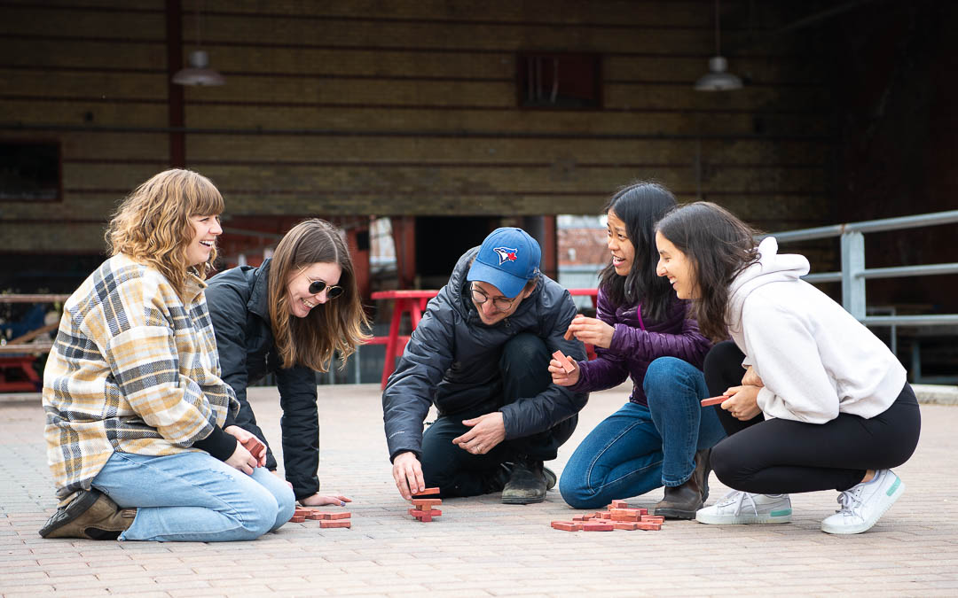 staged-team-building-41