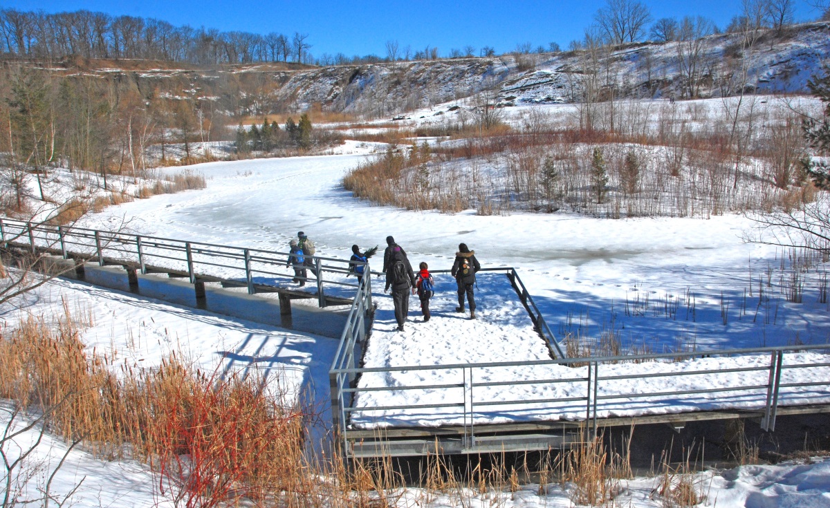 Sentier à Evergreen Brick Works en hiver
